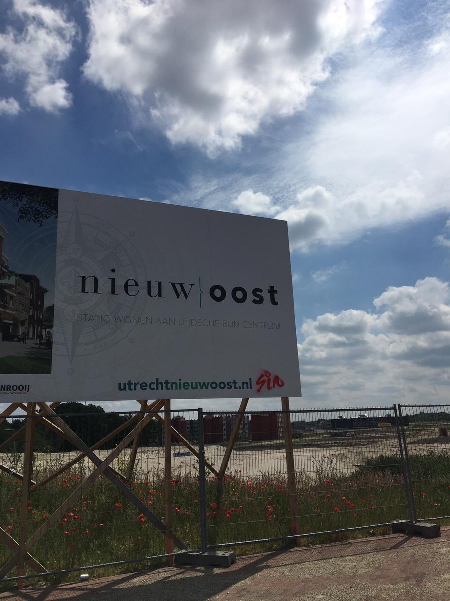 Utrecht Nieuw Oost? En dat ligt dan westelijk van Utrecht West. Juist ja.

<a href="/GemeenteUtrecht/">Gemeente Utrecht</a>, go home, you’re drunk.