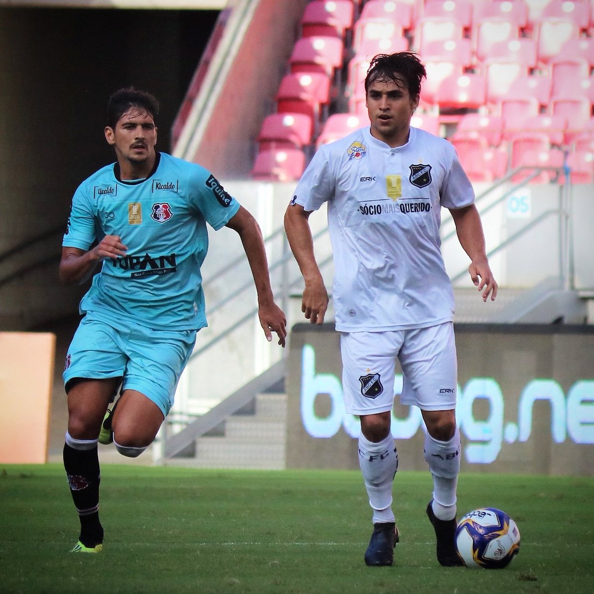 ABCFC's tweet photo. #HojeTemABC | 👊🏼 BORA, ABC! RUMO À VITÓRIA! RUMO À SÉRIE B!

#CampeonatoBrasileiro | #SérieC
➡️ Santa Cruz/PE x ABC
🕒 19h15
🏟 Estádio do Arruda⠀⠀⠀⠀⠀⠀⠀
⠀⠀
📺 #TRANSMISSÃO:
@DAZN_BRA

#VamoSubir
#RumoàSérieB
#OMaiorCampeãoDoMundo https://t.co/reMI8QPHPa