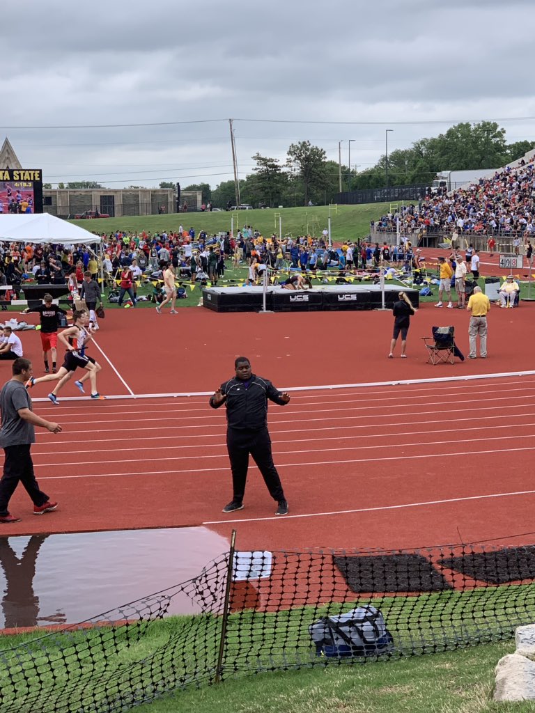 SMNWTandF's tweet photo. Boys 4x800M: (Spencer Kaleko, Jackson Burnett, Ryder Jarrett and Ben Harrell) places 11th https://t.co/sr8yZNWJVN