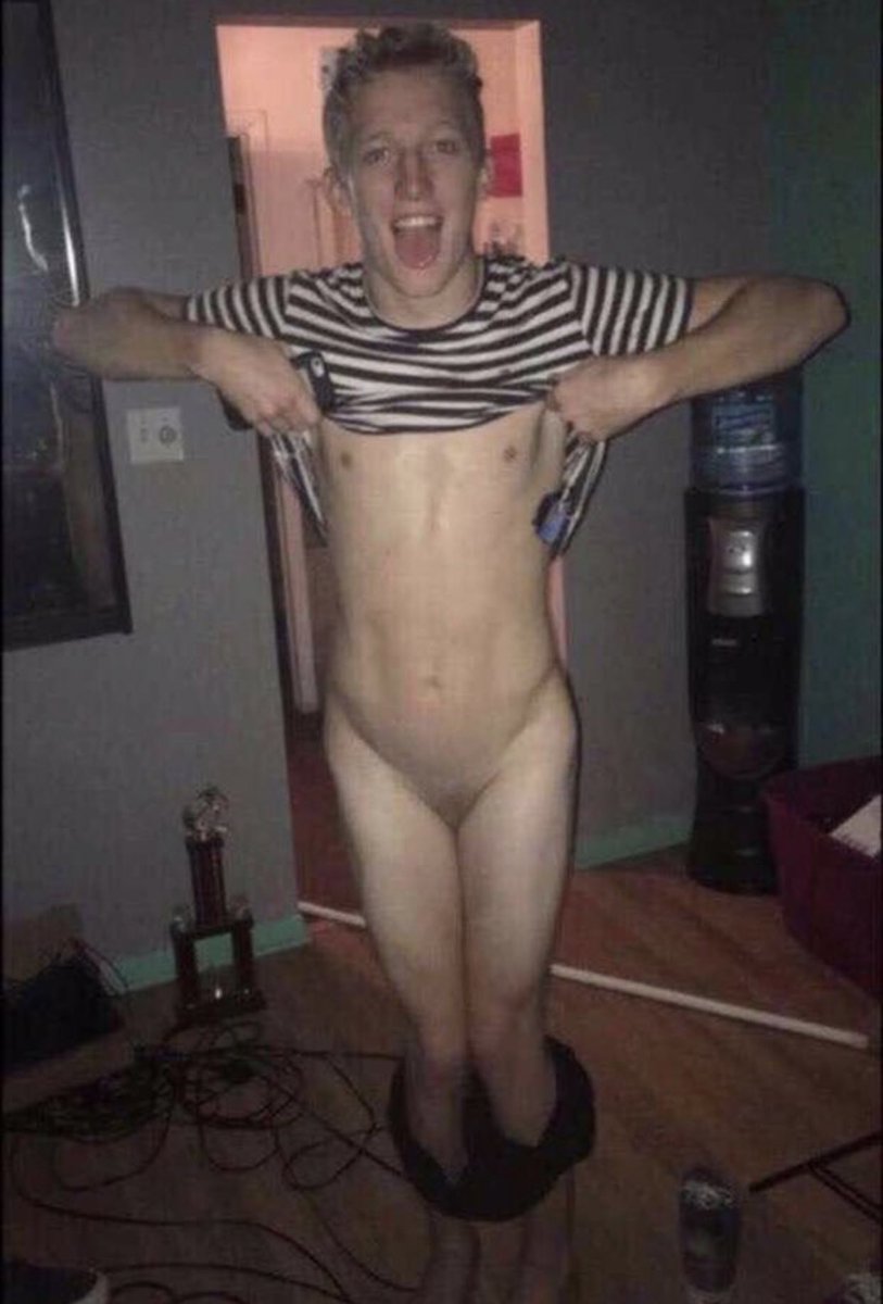 wroetoshaw's tweet photo. My Mum just sent me this loooool https://t.co/up3rqiGZeG
