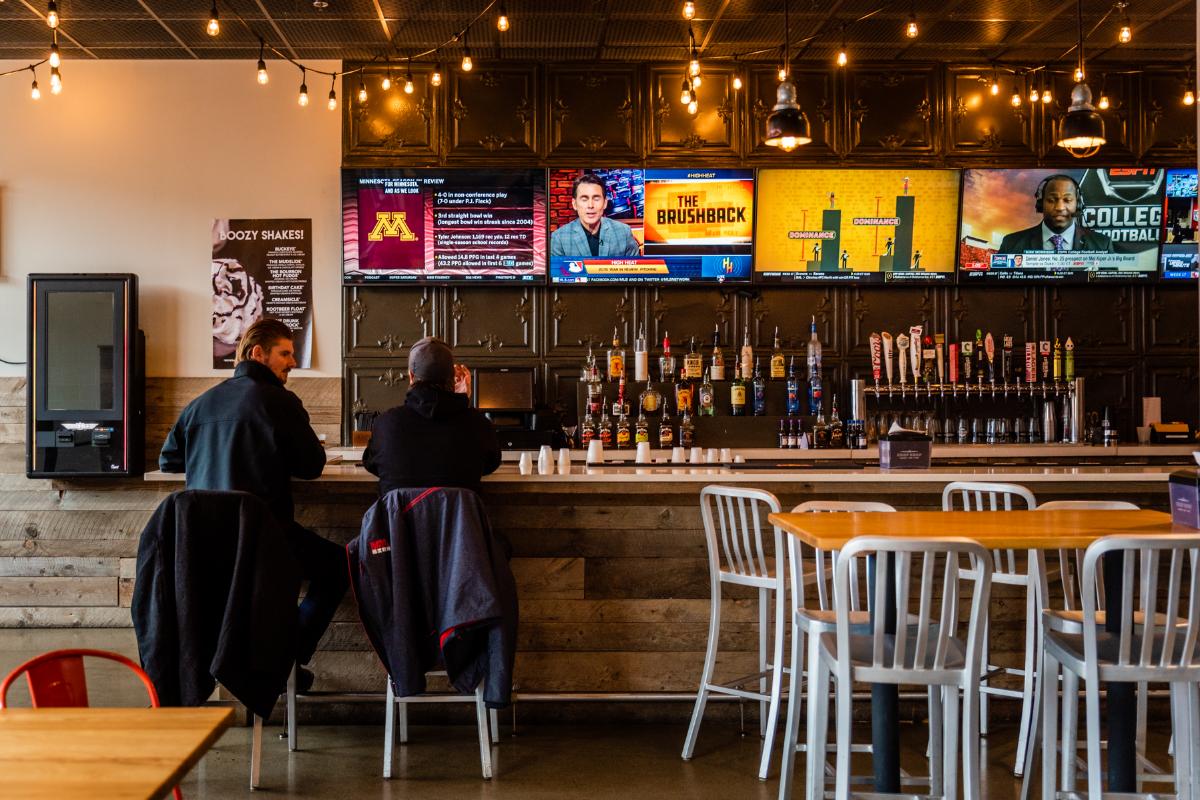 ChopShop614's tweet photo. Check this out -- we have a new appetizer menu at the bar, including Buckeye Bites, cheese curds, and plenty more! Hungry yet? https://t.co/mrxdQa1Nqo