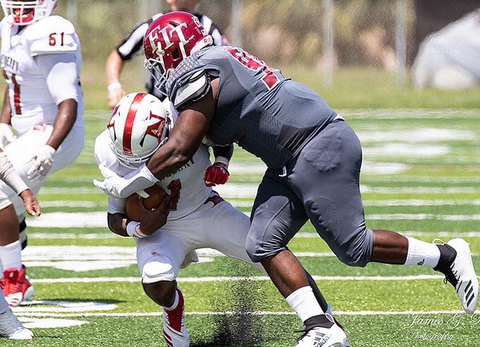 UP1AthShowcase's tweet photo. 🚨UP 1 BALLER ALERT 🚨 

Warren Powers @iGotThe_Power 
5’11” 304Lbs

NT/DT

2018 stats:

29 tackles 

6 TFLS

4 Qb hurries

COLLEGE: 
@FloridaTech 
@FloridaTechFB 
🚨😎🏈😎🚨

#UP1FootballShowcase 
July 14th, 2019
Atlanta, Georgia 

#UP1AthleticShowcase 🏈 https://t.co/3skpiDF9OY