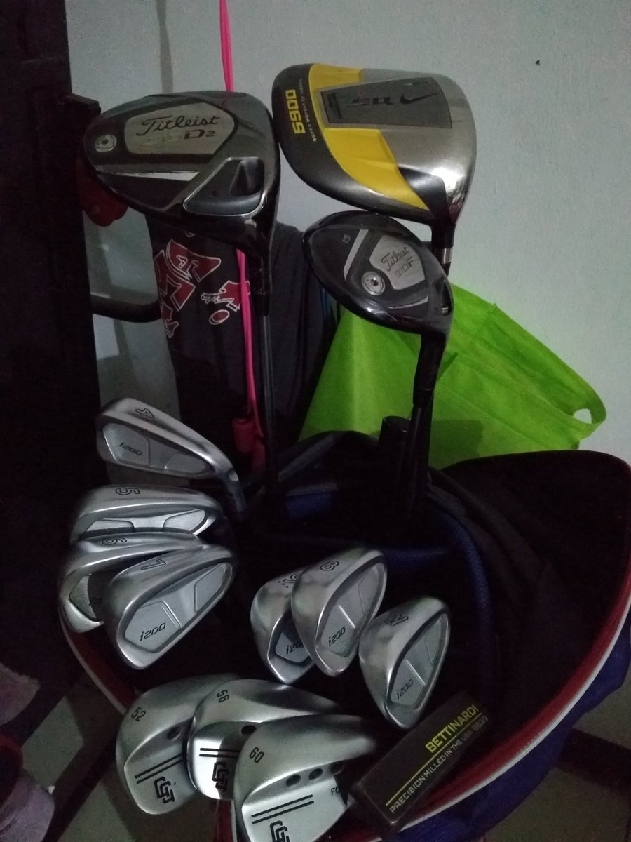 DoelCustom's tweet image. Ngiringan ah jual full set stik golf
Driver+FW3 Titleist 910
Iron PING i200 4-W
Wedges GG 52,56,60
Putter Bettinardi BB29
Bag callaway
Kondisi 92%
Bonus driver nike sumo+payung taylor made
Harga 22 juta nego
@officialvpc #LapakBobotoh