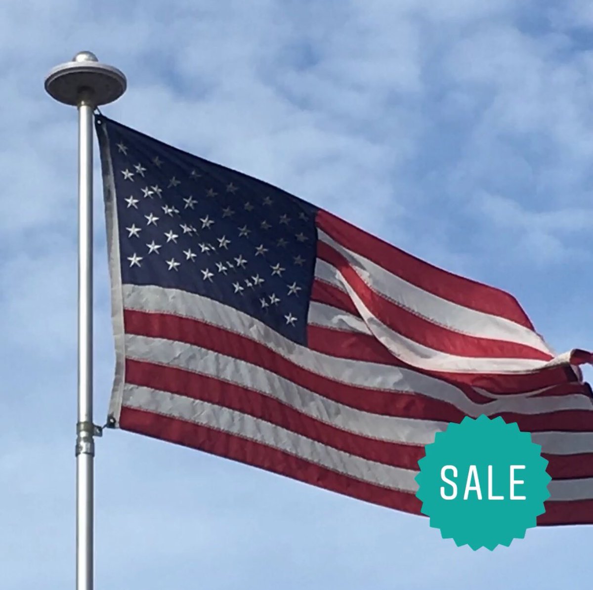 illuminationaly's tweet image. 🇺🇸 Memorial Weekend SALE! 20 Ft. telescoping flagpole with an Ulta Bright Solar Powered LED Top Light. SHOP NOW! ☀️ 
illuminationalley.com/collections/to… #flagpolekit #flagpolelight #memorialdaysale #illuminationalley