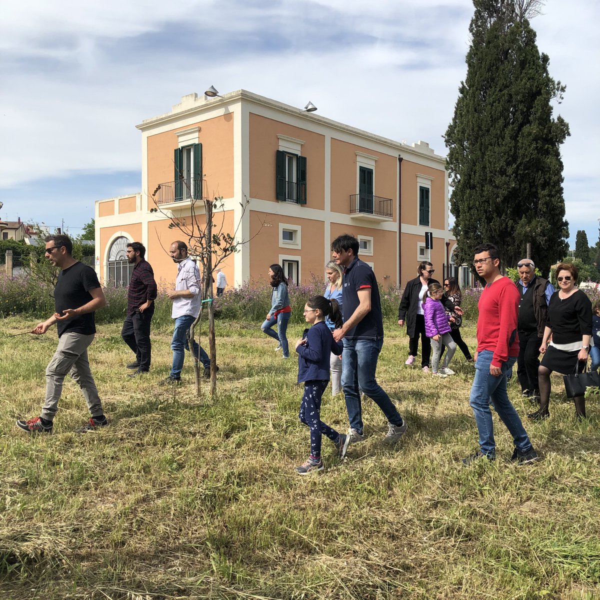 Il giardino urbano di Casino Padula spazio aperto per laboratori e progetti di comunità insieme ai cittadini sempre più protagonisti della Capitale Europea della Cultura! 🌱🍃 #openfuture #matera2019 #ecoc