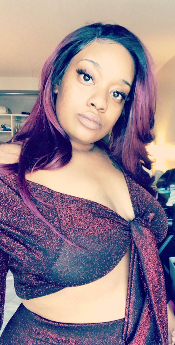 Teeinuu's tweet photo. This red hair realt got me feeling myself 😩😂😝 https://t.co/s5F643GdZe