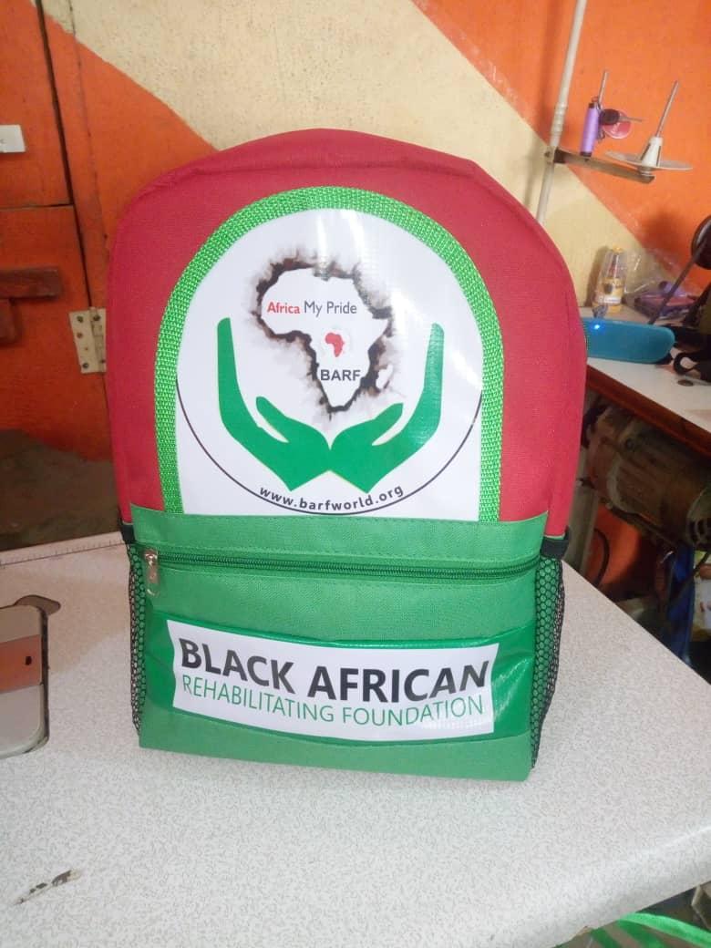 naijapasito's tweet image. Please this is my new hustle
School bags and Lunch boxes
Price range 1-5k... Please RT for my clients on your TLs
#SideHustle 
#MAKEWETALKAM
#Nigeria
#YahooYahooNoBeHustle
#Ramadan
@lagospedia @DEMOLAEXPOZE