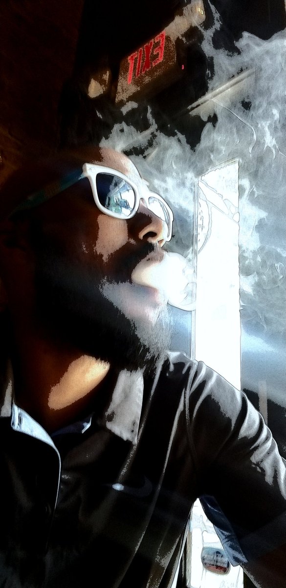 Fun4life9's tweet photo. A little taste Brazilia CAO @caocigars #cigar #cigaraficionado #cigartalk #thinkcigar #herficionado #cigarlifestyle #cigarsdaily #cigarporn #pssita #cigarworld #cigarmodel #cigardojonation #cigarroad #cigarcollector #cigarmenofinstagram #cigarman #cigarmafia #cigarking #caocigars https://t.co/631AtT3usE