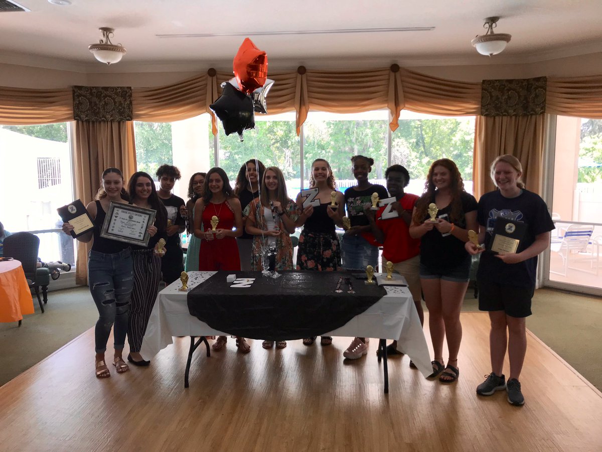 Congratulations to our girls basketball team celebrating their great season!