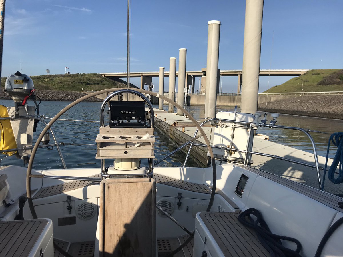 swinkels_marc's tweet photo. #Ramsgate2019, noordzeezijde Roompotsluis vanacht 00:00 uur vertrek naar de UK https://t.co/q1Ed7p0HyS