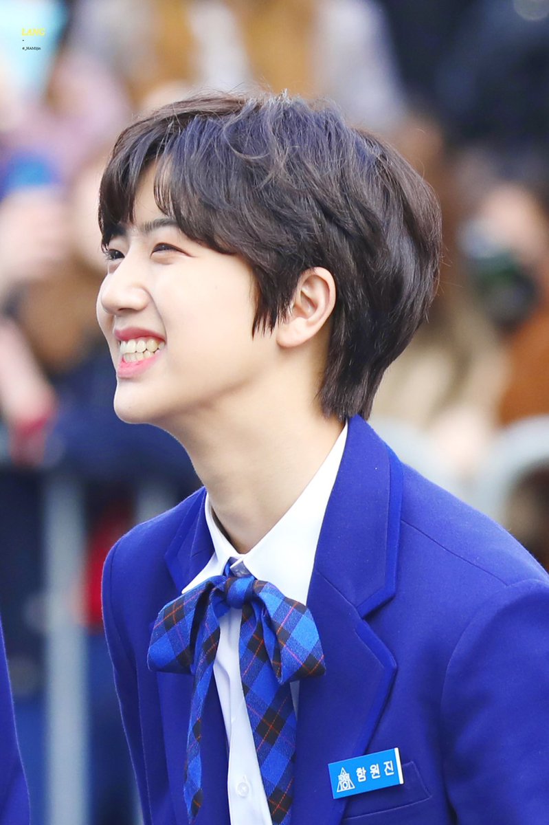 ham_baragi's tweet photo. 우리 금손 선생님들 
제가 말했었나요!? 너무 사랑한다고..🖤

#함원진 #PRODUCE_X_101 https://t.co/EK5hqPYRgQ