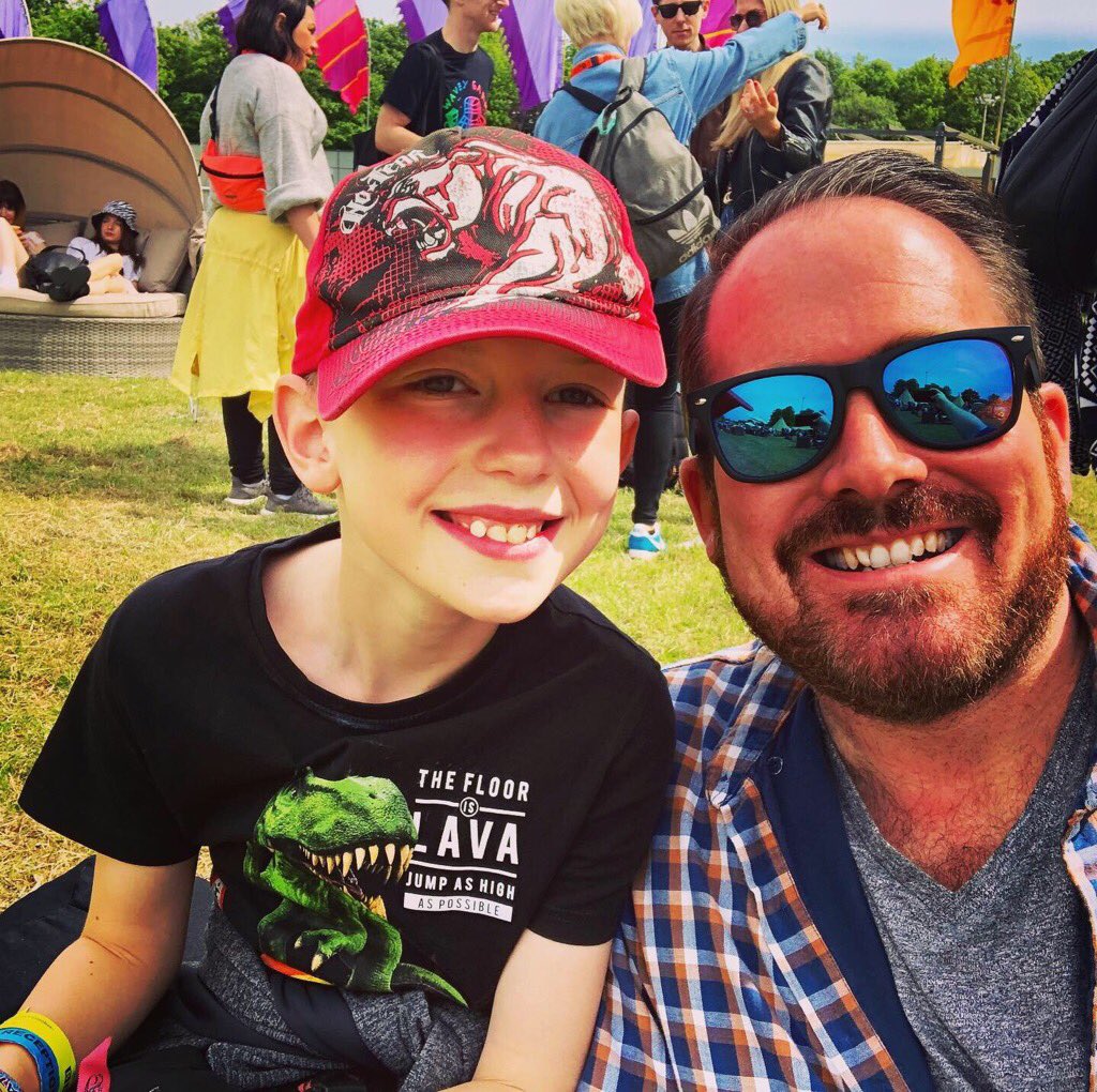 paulszom's tweet photo. So much fun today at the BBC Radio 1 Big Weekend with my main man Harry! #BBCRadioOneBigWeekend #BBCradio1BigWeekend @BBCRadio1PR @BBCR1 https://t.co/GMEIcmMfQS