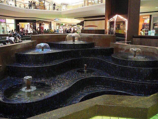 TheMoCoShow's tweet photo. I’m This Old: MoCo Edition 

Putt-Putt in Rockville and the fountains at Lakeforest

You? https://t.co/Qf9rP9HwXR