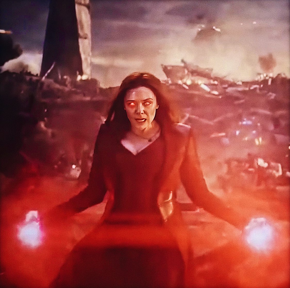 itsjustanx's tweet photo. she went from                           to
being ready to                  making sure
fight until her              she fought thanos
last breath to                 until taking HIS
protect vision                     last breath https://t.co/wUkmZB9VFH