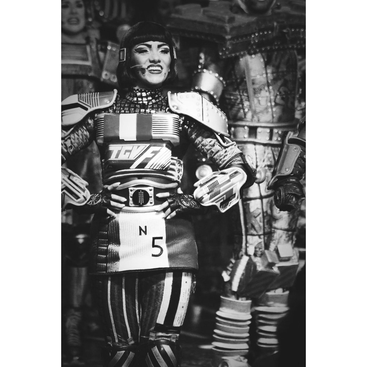 GemmaCorinneArc's tweet image. And that’s me done auf der Bühne. Caught those feels one last time. Thank you Starlight Express. And thank you dampfloks. I love you. Finishing on a track I thought I’d never play/survive. Lads. Non, je ne regrette rien. 🇫🇷💪🏼🚂🏊🏼‍♀️ #stexinside #swinglife #engine #swengine #lads