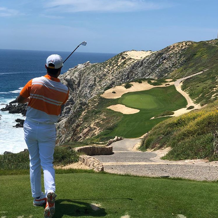 QuiviraCabos's tweet photo. A beautiful green next to the Pacific Ocean. ⛳
#QuiviraGolfClub 
#Golf #LosCabos 
https://t.co/WMyD9Zx1ea https://t.co/tYQTWXnlaX