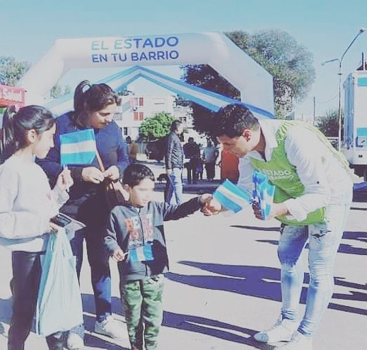 Jonathanlisand1's tweet photo. La patria no existe sin el amor de sus hijos. https://t.co/WvYQIfxXGE