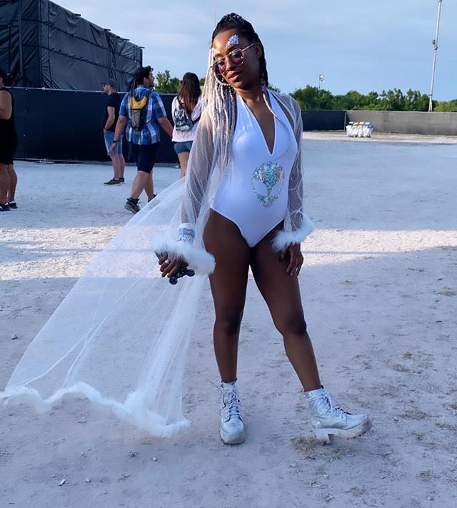 LunarThreadz's tweet photo. Happy Memorial Day Weekend, Lunar Fam 👽✨💫
•
Take 20% off site wide all weekend long with code: MDW20 (extra mark-down’s in our Ready 2 Ship section🎉)
•
I am working on all orders placed during EDCLV and will have them out within a week💨
•
SHOP ||… https://t.co/ahXobsx7AG https://t.co/sulAxQlfWb