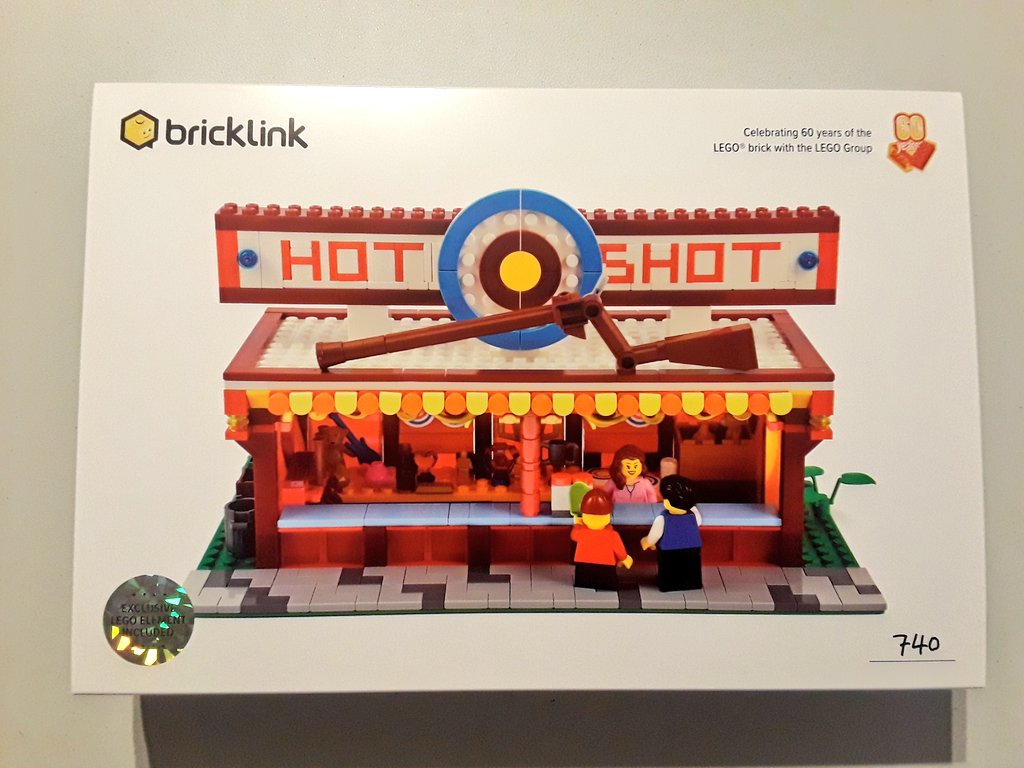 EuroGamerGirl's tweet image. Woohoo! We got the Hot Shot Carnival set in the mail! @Bricklink did a crowdfunding campaign for a bunch of fan created models with support from @LEGO_Group. This was the one we supported. Can&apos;t wait to build this! #AFOLDesignerSets