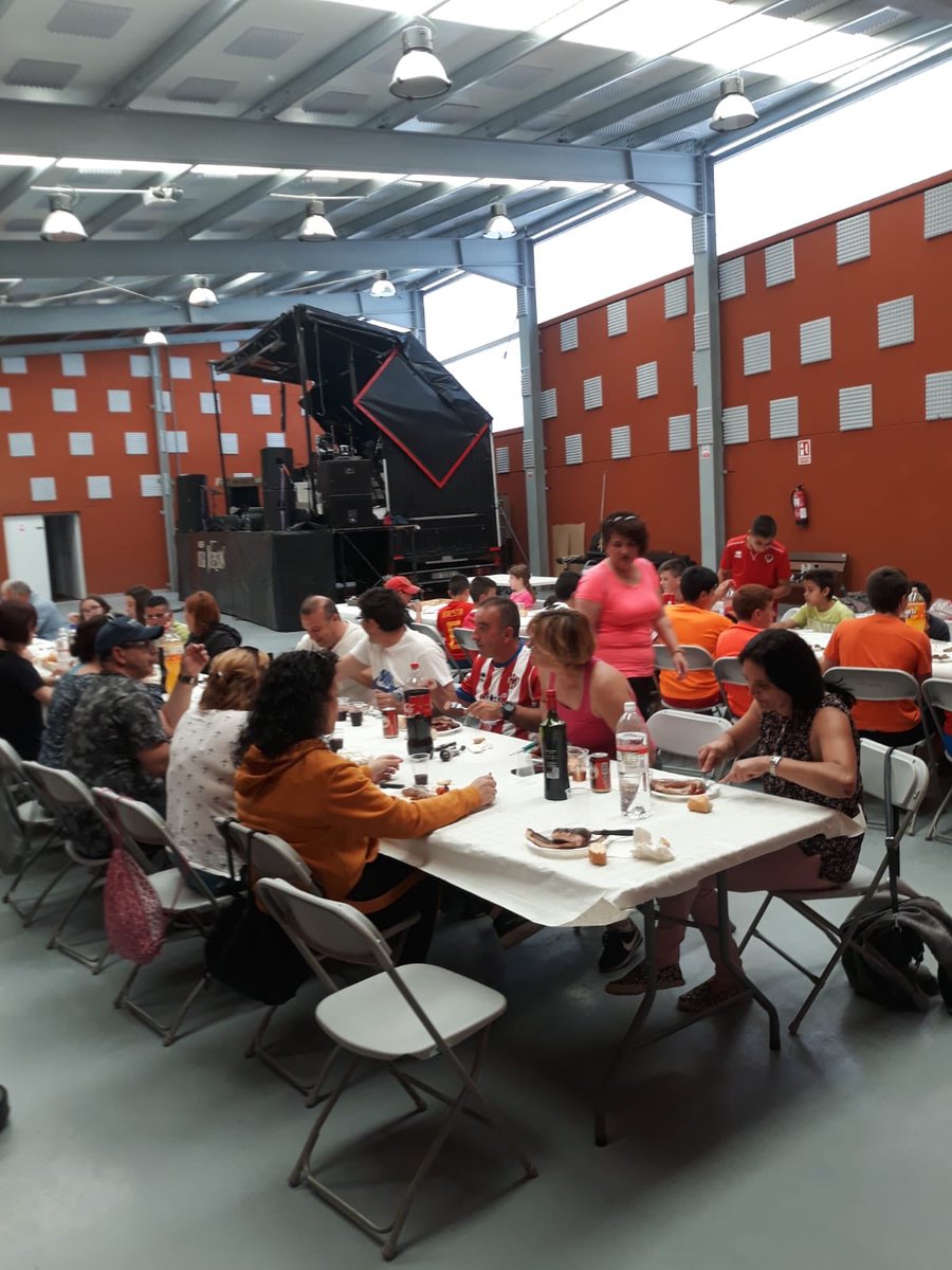 AtcoBembibre's tweet photo. Jornada de convivencia del infantil A. https://t.co/X1tulauzCb