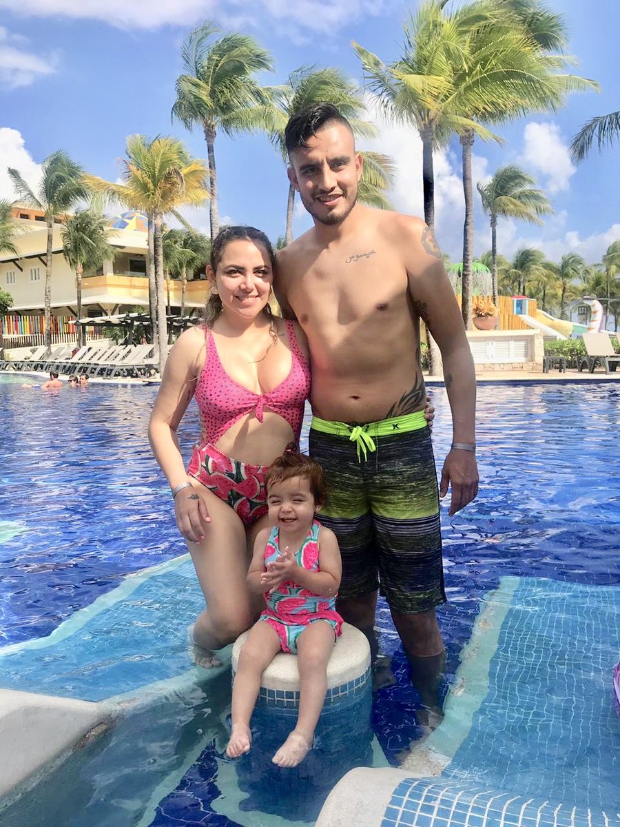 jzavala17's tweet image. Pasando un excelente día en familia 👨‍👩‍👧😍 @BarceloMayaGR @barcelohoteles #barcelomoments #barceloexperience #bebarcelomaya