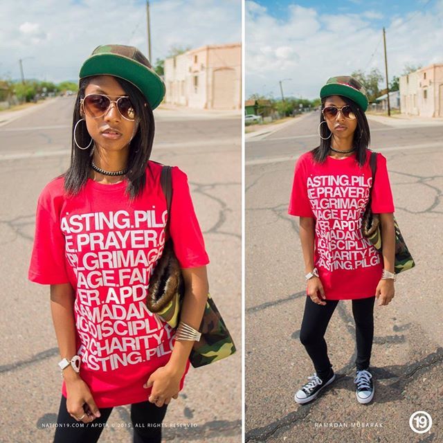 19Magazine's tweet image. Don’t trip, the ladies rock Nation19 too! Model wearing the “Pillars” tee. Ramadan Mubarak! 🔥🔥USE CODE: PRAYER19 AT CHECKOUT🔥🔥
(Link in bio)

#pillars #ramadan #fasting #prayer #discipline #apdta #nation19 bit.ly/2Mj8qEi