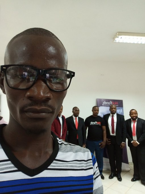 #HotForex its was amazing learning from the best https://t.co/cVcJtANw4N<a href="/tag/hotforex"class="tags">#HotForex</a>