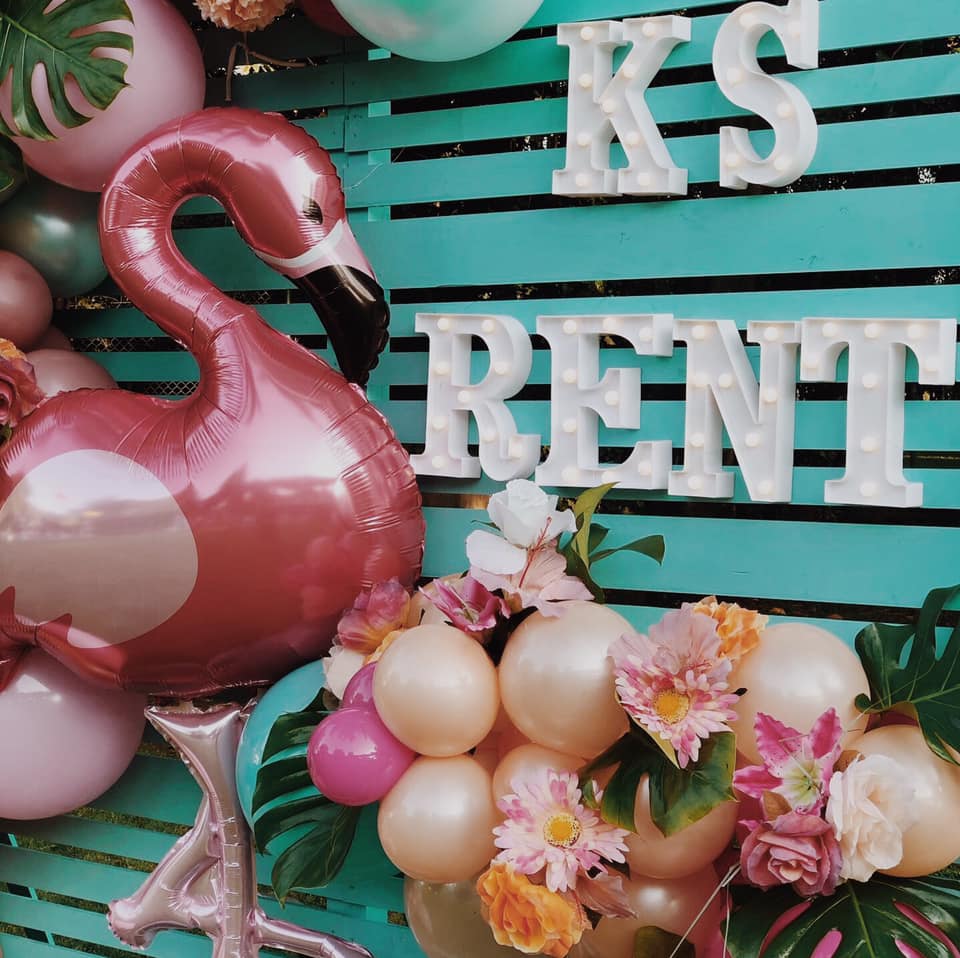 BigBalloonGroup's tweet photo. Tropical Party - Evento aziendale 🌵
#party #tropical #summer #eventi #aziende #fenicotteri #estate #ballons #bigballongroup #balloondelivery #flowers #colours #palloncini #allestimento #pink #partyflowers #job #work #lavoro #lorianaliuzza  #photo

Location: Villa Trebazia, Roma https://t.co/42Nck3tojc