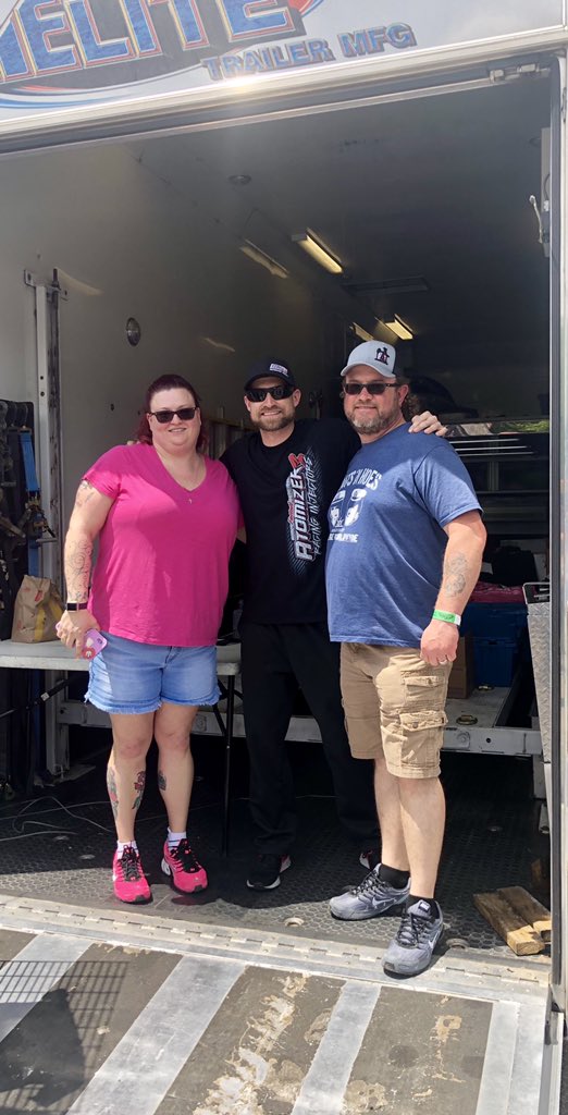 roxannawalsh76's tweet photo. @Boostedgt95 #boostedgt #StreetOutlaws @streetoutlawsfanpage_ with @stevenrwalsh https://t.co/NGyMDhjhdh