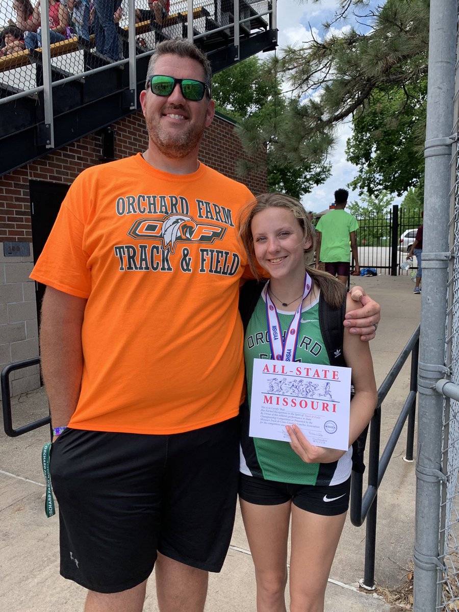 ofeagletrack's tweet photo. Very proud of this young lady, 4 time all-state pole vaulter for @OFR5_Activities!!  She will be great next year for MoState!!!  Congrats @kara_stemacki https://t.co/YIVcMc5n5r