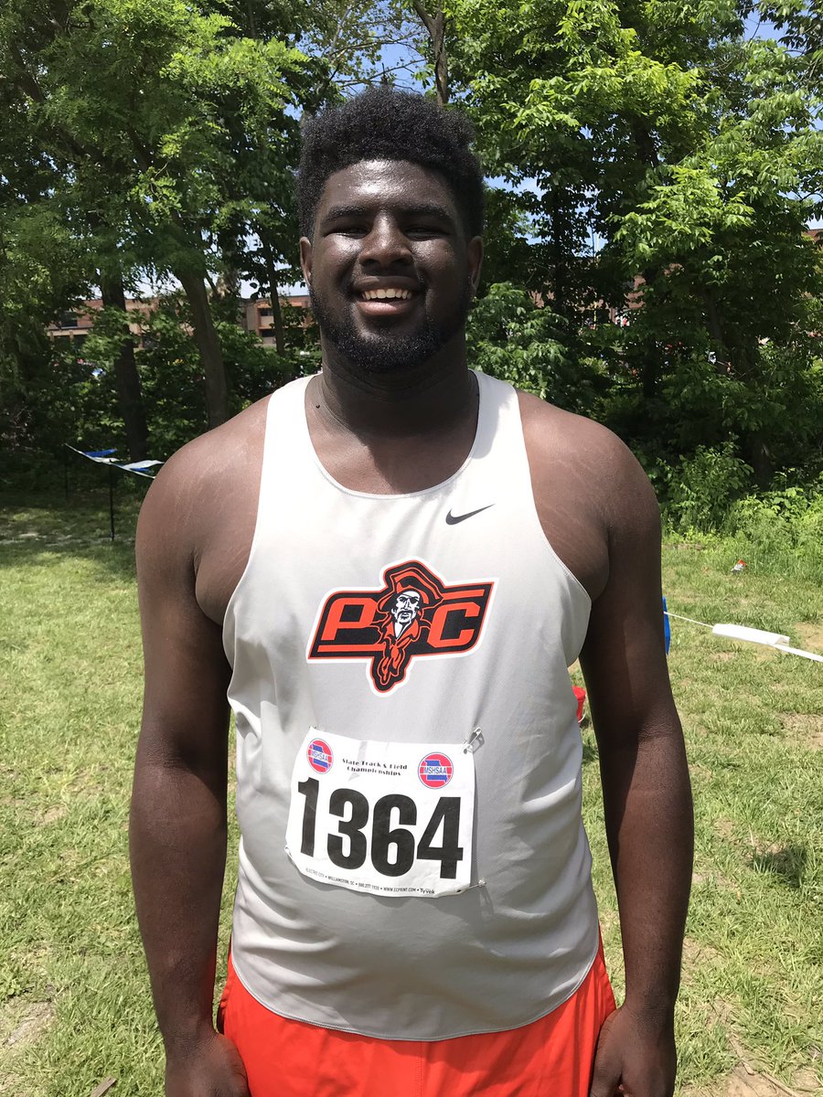 Xavier Keith 2nd place in shot put!