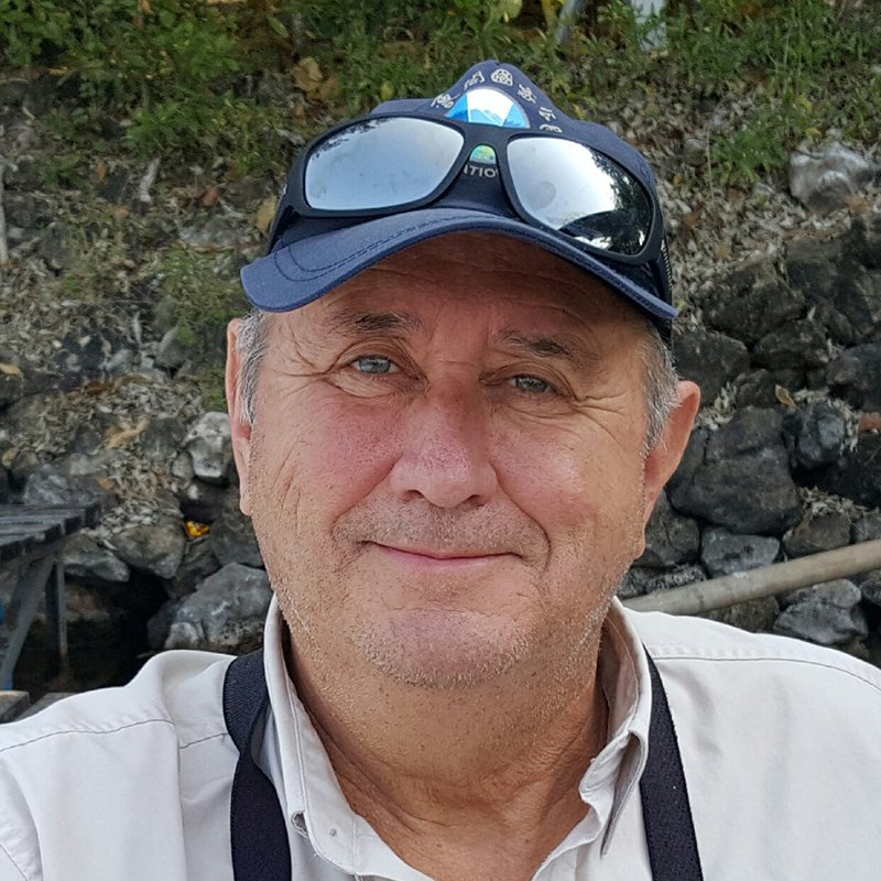 BirdsCanada's tweet photo. Hats off to our Birdathoner of the Week, Geoff Carpentier! Geoff did his 2019 Birdathon in Ontario & has participated in almost every #BSCBirdathon since the 1980s. You can help him help birds by visiting his Great Canadian Birdathon page: https://t.co/sf0dFs1mh8 https://t.co/wYUv9gfQID