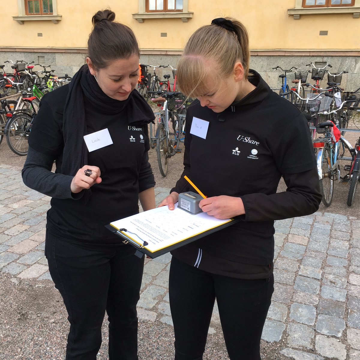 SoapboxUppsala's tweet photo. Smiles from beginning until the very end...THANKS🙏🏽!!! To all the amazing team of @SoapboxUppsala 2019 that made it possible and of course the 12 great women 👏🏼that inspired us by sharing their work in science today! See you in 2020 for more fun! 🙌🏽🤗 https://t.co/3uT08HpS92