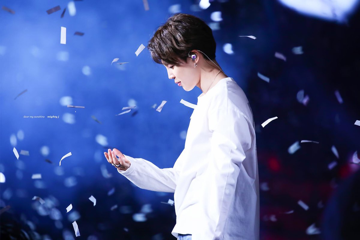 9uokka_'s tweet photo. 너는 반드시 행복할것 https://t.co/1mno82zz44