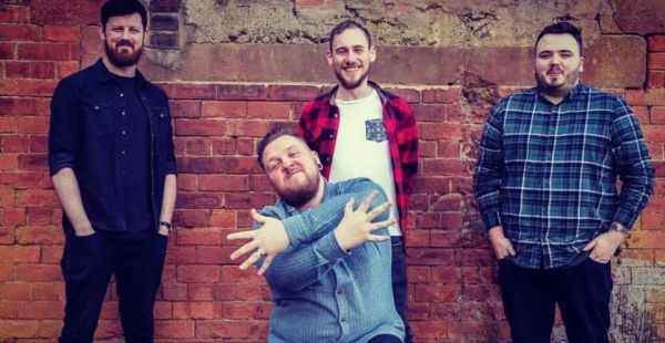 MoshTimes's tweet photo. Band of the Day: @CrashesUK

"We think a factor that helps make us unique is that we don’t pay any attention to what’s popular or fashionable or try to sound a certain way."

https://t.co/RguHzugu2W

#rock #interview #BotD #BandoftheDay #MoshvilleTimes https://t.co/yVULZ9yYF3