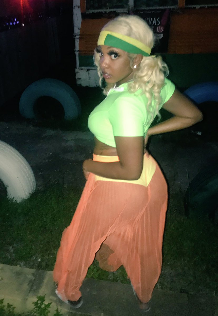 _KallMeLeyhh's tweet image. i just did it BETTER 🇯🇲🧡 #IslandFever