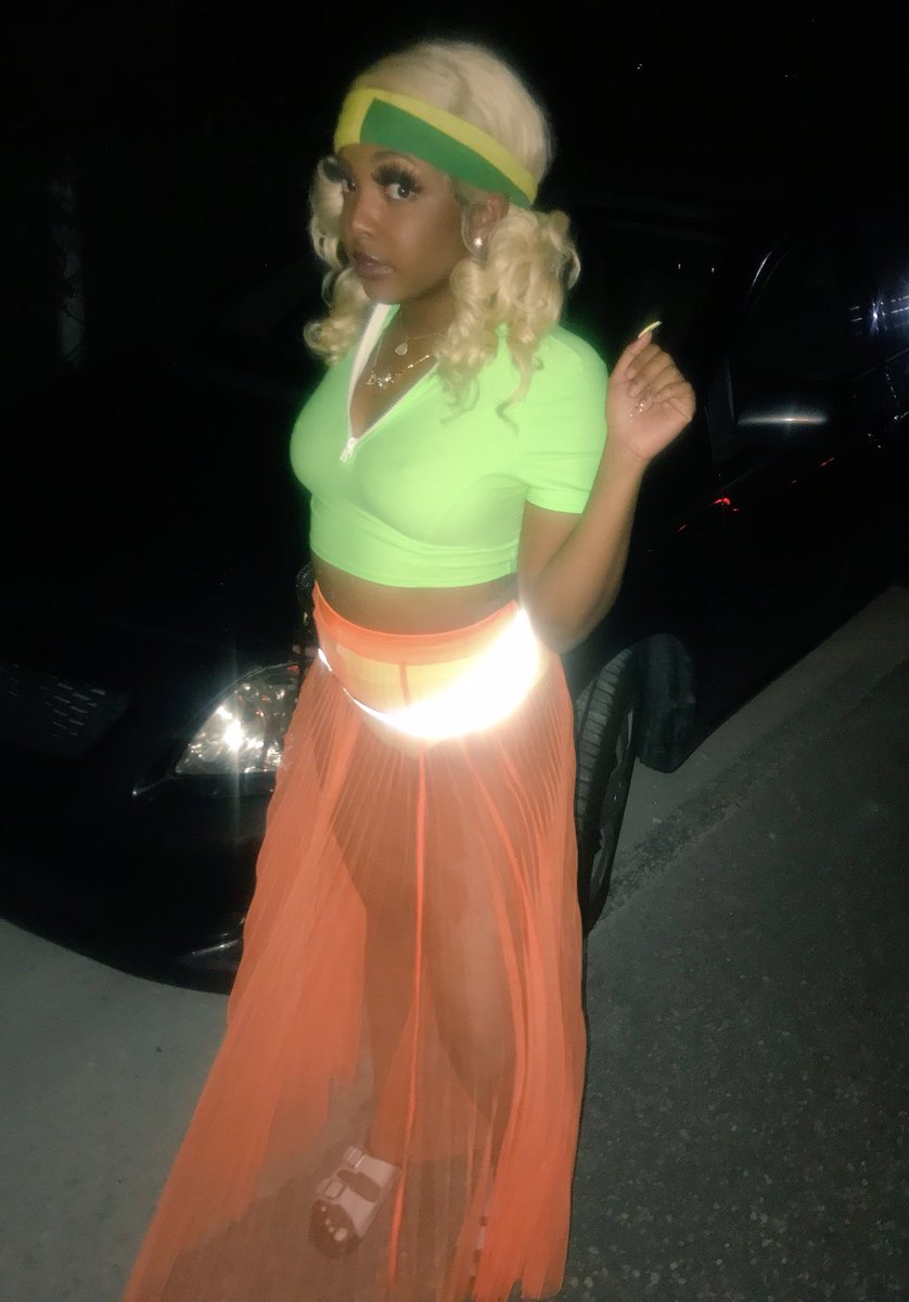 _KallMeLeyhh's tweet image. i just did it BETTER 🇯🇲🧡 #IslandFever