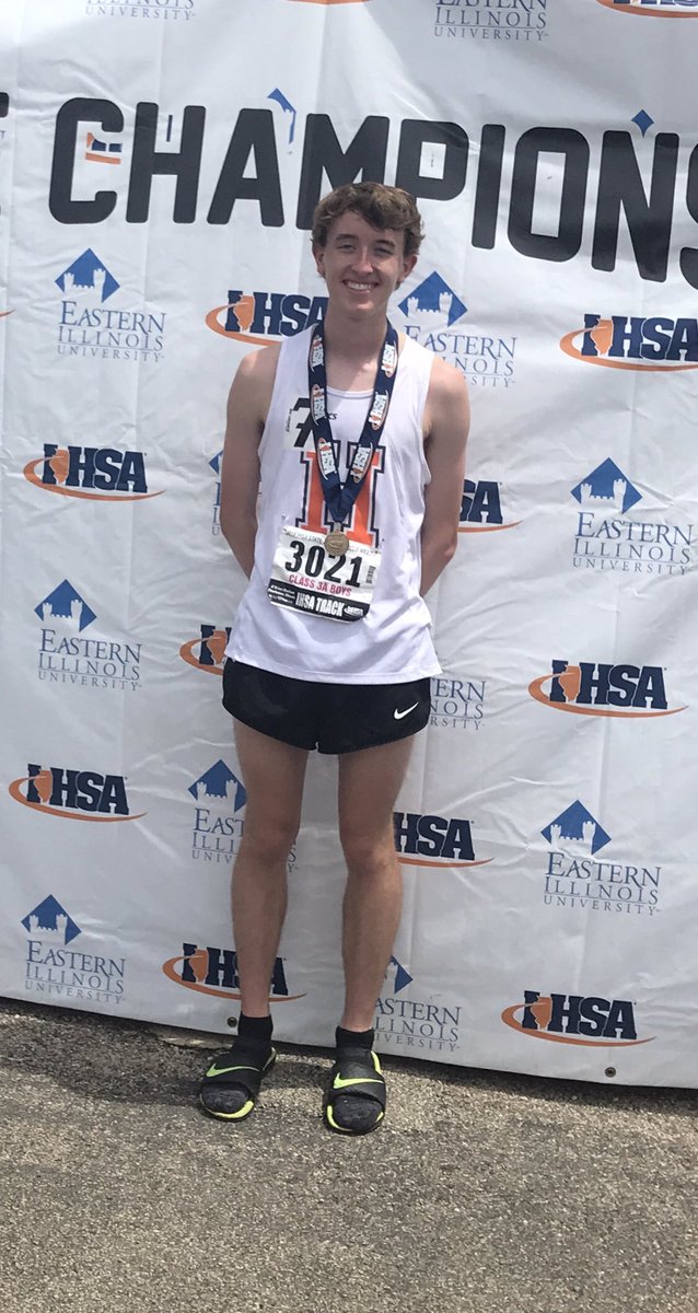 HerseyXC's tweet photo. He got it done!! @JoshMethner captures his second state championship of the year!!!#HuskyPride #WeDoBCWeCan #AllIn #StateChamp #MSLPride @District214 @HerseyHuskies @ILXCTF @MileSplitIL https://t.co/e8iCW6kDhn