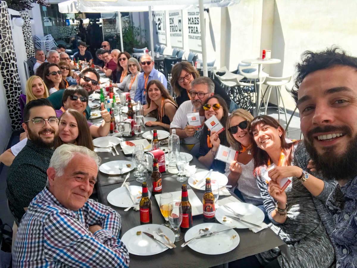 CompromisSJ's tweet image. Després d&apos;una merescuda #JornadaDeReflexió, tan sols ens queda agrair-vos el treball incansable que heu fet durant estos mesos!

Vosaltres feu que dia a dia la família de @compromisj no pare de créixer 🧡

#MilGràcies #ReflexionaAmbCompromís