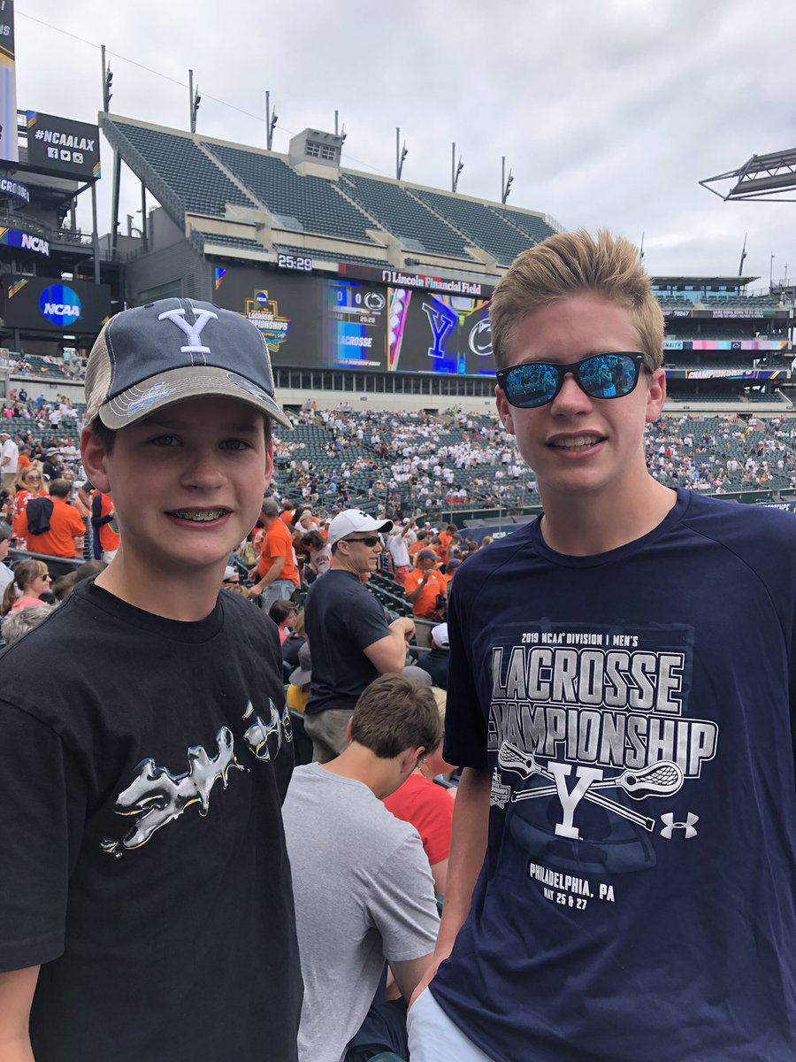 libbyvinson's tweet photo. Representing for Papa - #LetsGoYale #NCAALacrosse2019 https://t.co/muenFukQHl