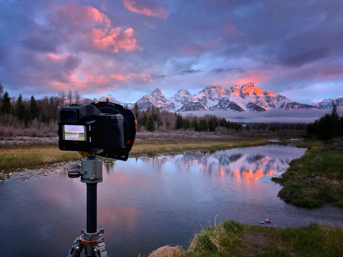 paulreiffer's tweet photo. These Grand Teton springtime mornings really can be something truly magical... 🏔 📷 😎
#GrandTeton #Wyoming #Sunrise #Landscape #ProImaging #JacksonHole https://t.co/HK4qQ7PWgF