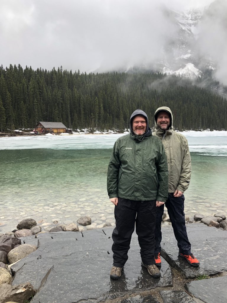 MikeAdey3's tweet photo. A bit chilly today up at Lake Louise π¨π¦ #lakelouise #banaff #canada https://t.co/DwCNOlKDVk