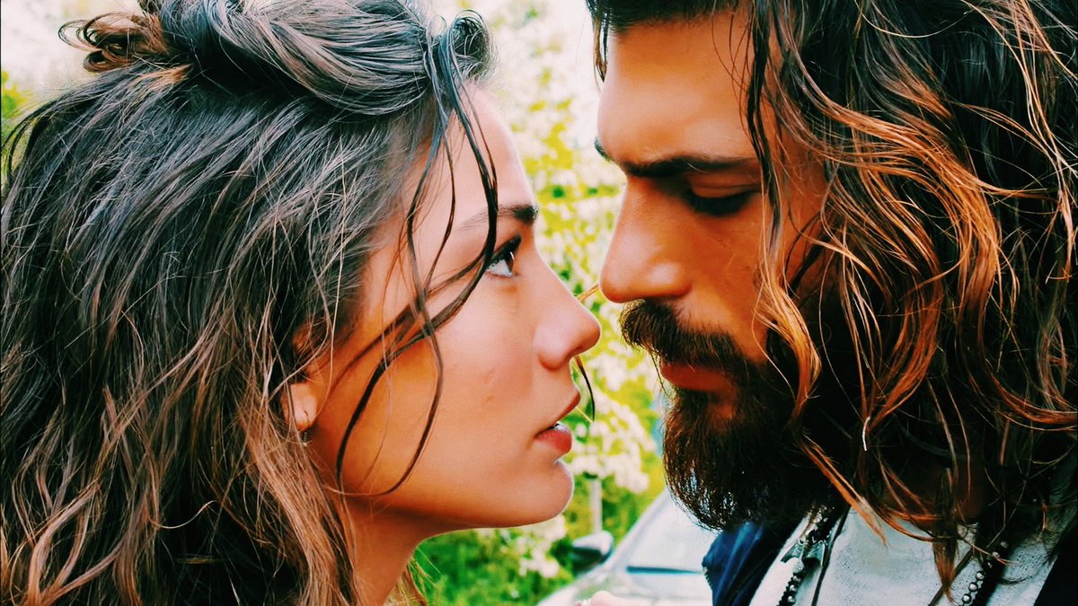 tína✌🏽تينا's photo on #ErkenciKuş