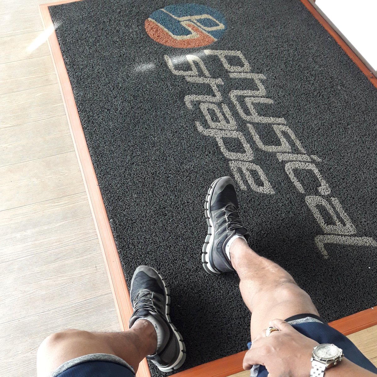 naldocastrosilv's tweet photo. Os melhores treinos são feitos nos piores dias #nopainnogain #bodybuilding #mafiabb #SabadoDetremuraSDV #workout #fitness #gunit #mindset https://t.co/9xWVPAvheb