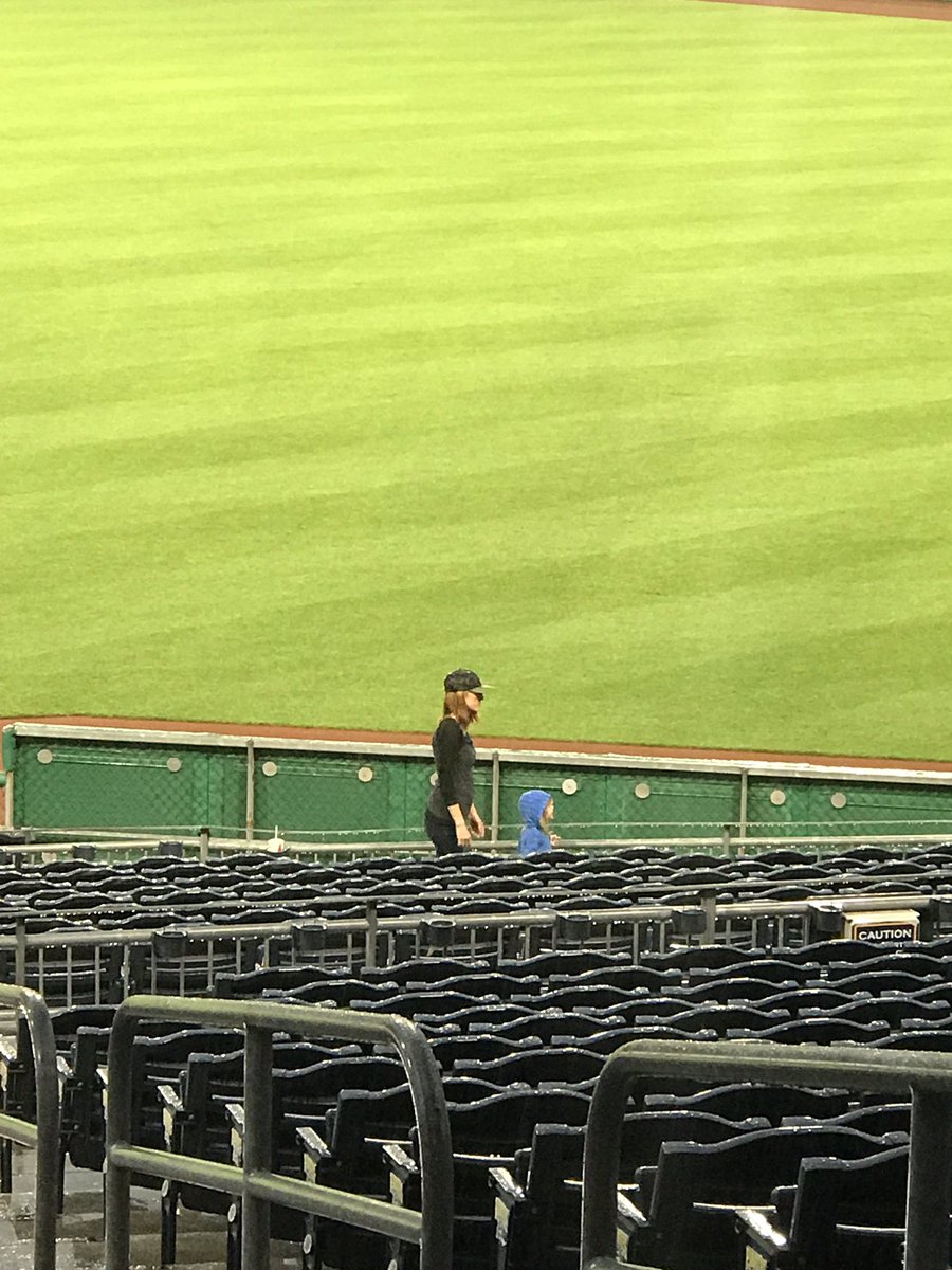 SteelCityBB's tweet photo. My wife and son are having a blast in the rain!! #greatnight #pncpark #letsgobucs @Pirates @pghpiratebob #pittsburgh https://t.co/iigaCXmMJ2
