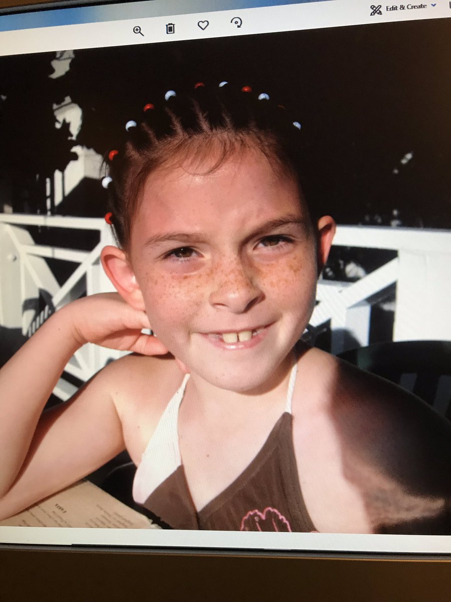 olivia_dailey's tweet photo. I’m back bitches https://t.co/VUcWchO6yJ