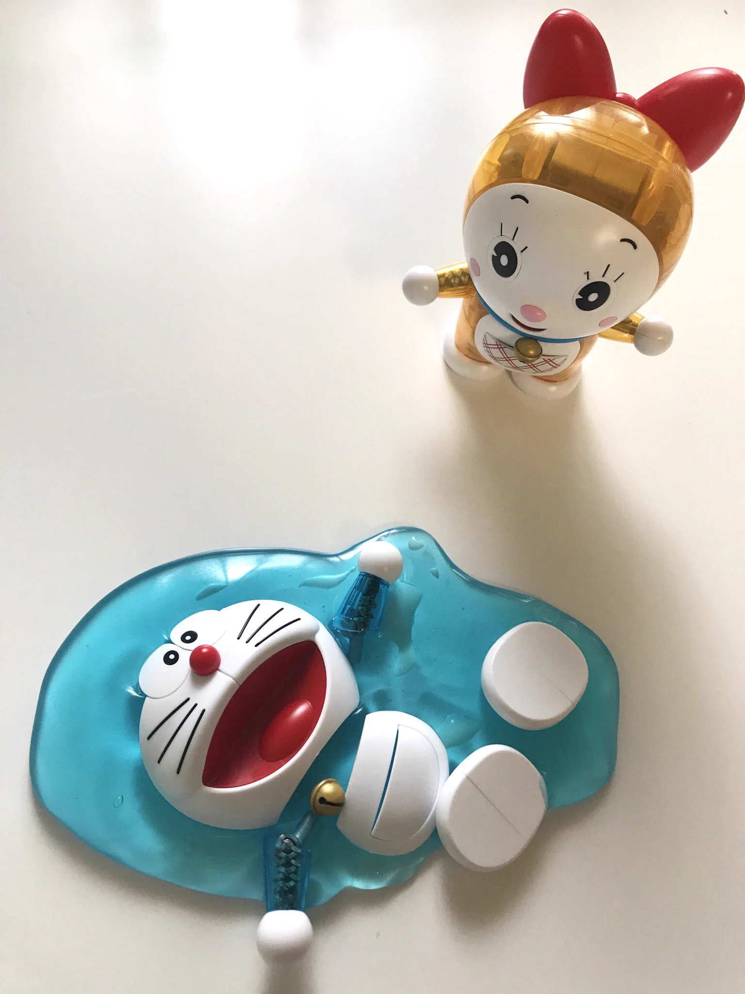 かわいい。溶けてるドラえもんにきゅんときます。