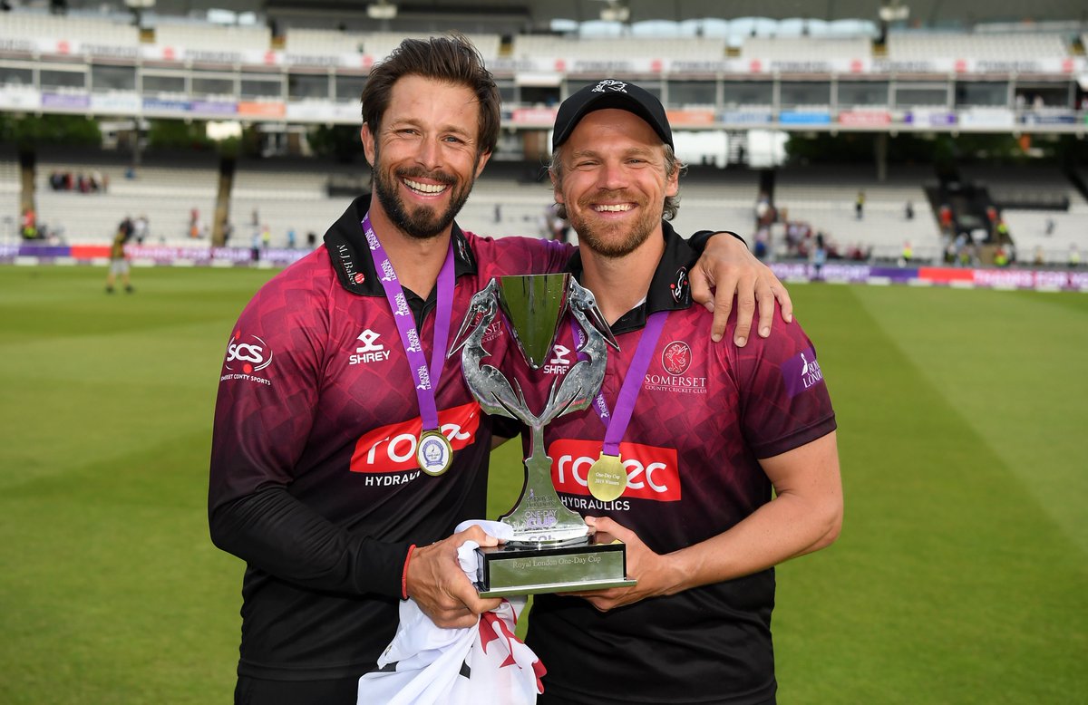 Somerset legends 🙌

#WeAreSOMERSET
#CHAMPIONS 🏆🏆🏆
#SOMvHAM