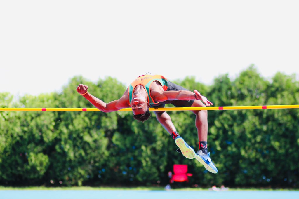 Alex clearing 6’9! PR and State Champ!!!!! Thanks to <a href="/pntrack/">Tony Holler</a> for the photo!