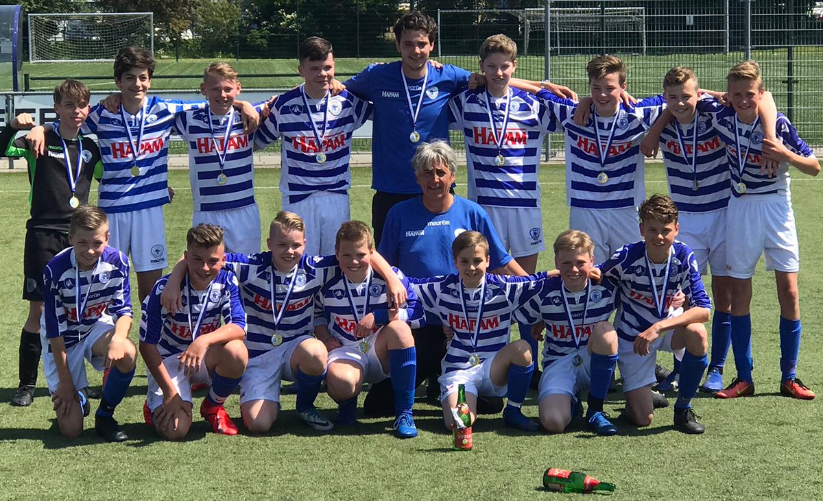 R⭕bbert met Dubbel B tweet media